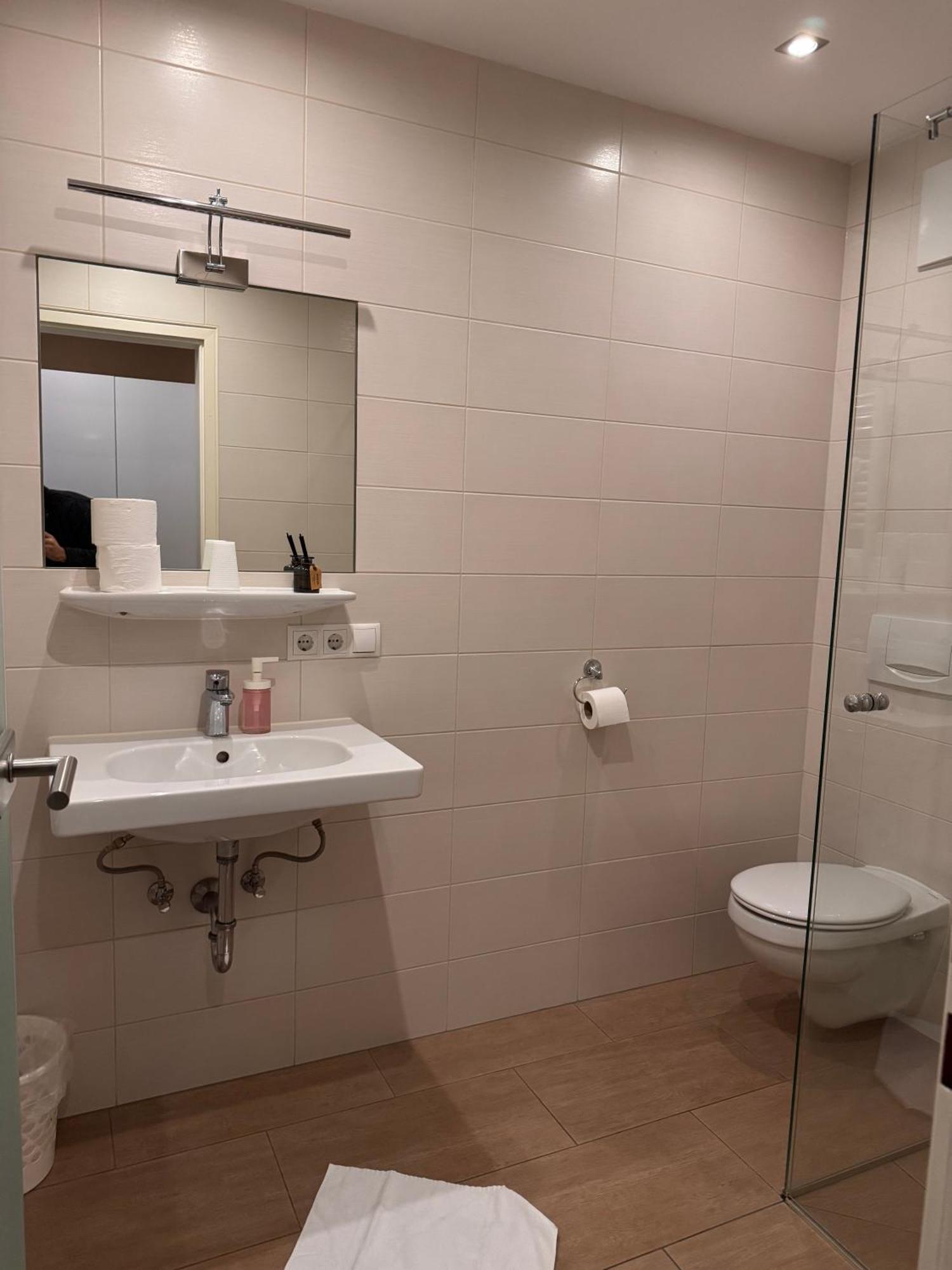 Austria Traveller Hotel Kirchdorf Kirchdorf an der Krems Zewnętrze zdjęcie